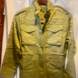 CoffeeShop Olive Apparel